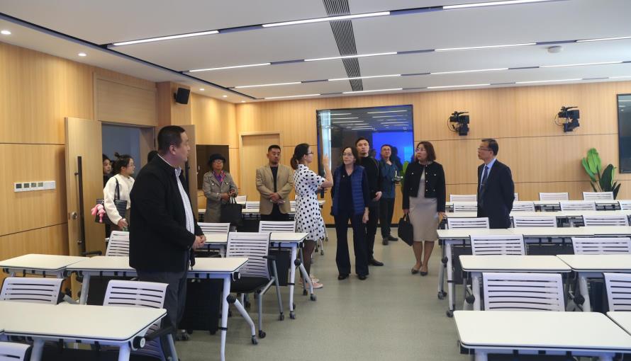我校国际合作开启新篇章——蒙古CITI大学及ECL学院代表团来校交流访问